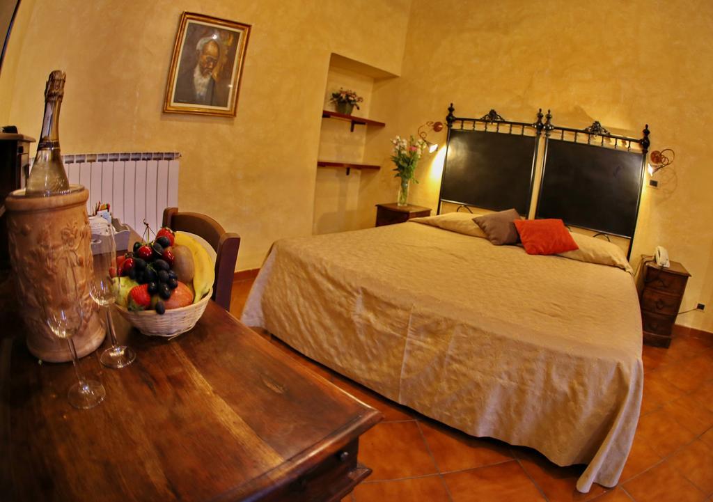 Hotel Italia Cortona Ruang foto